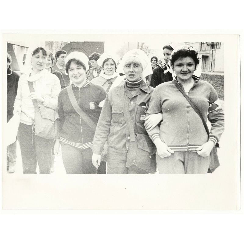 1983 RED CROSS Sanitary squad. Medical staff factory NURSE Russian Vintage Photo