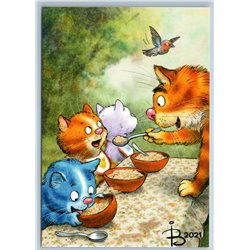 CAT feeds porridge KITTENS On more spoon Breakfast Funny Russian New Postcard