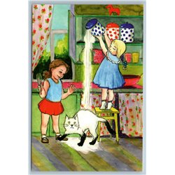 LITTLE GIRLS sprinkled CAT with Flour Kitchen Comic Humor Russian New Postcard